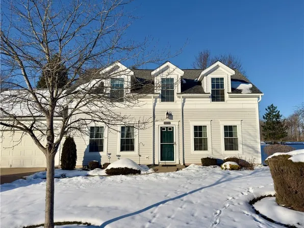 10232 Brighton Cir, Twinsburg, OH 44087