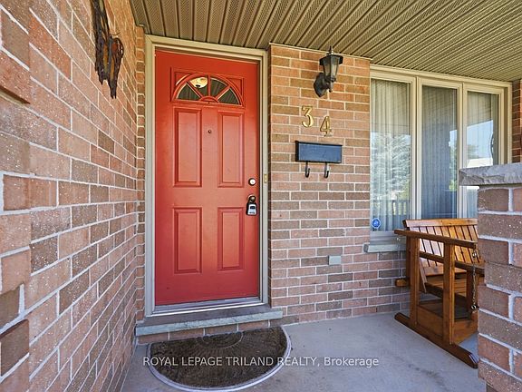 3rd image of 34 Gerald Cres