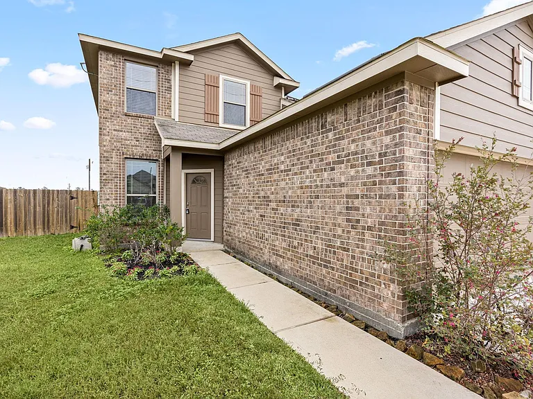 15837 Roberto Clemente Ct — Photo 6