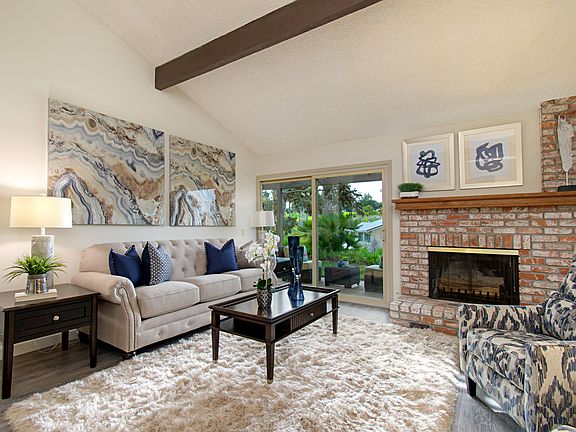 3rd image of 647 Santa Camelia Dr