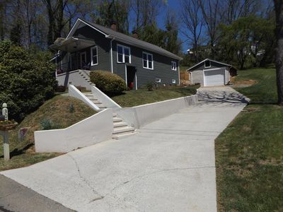 304 Edgewood Dr, Galax, VA, 24333