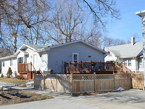 Fenced back yard/deck