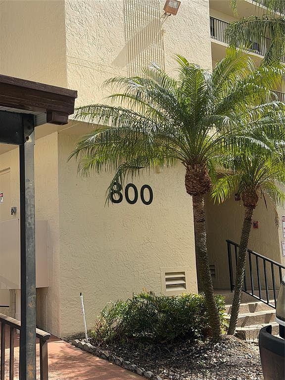 800 Cove Cay Dr Unit 5G