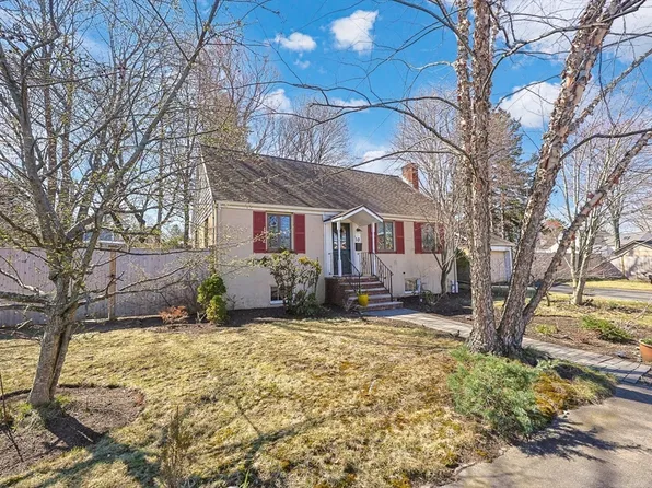 10 Parsons Ave, Waltham, MA 02453