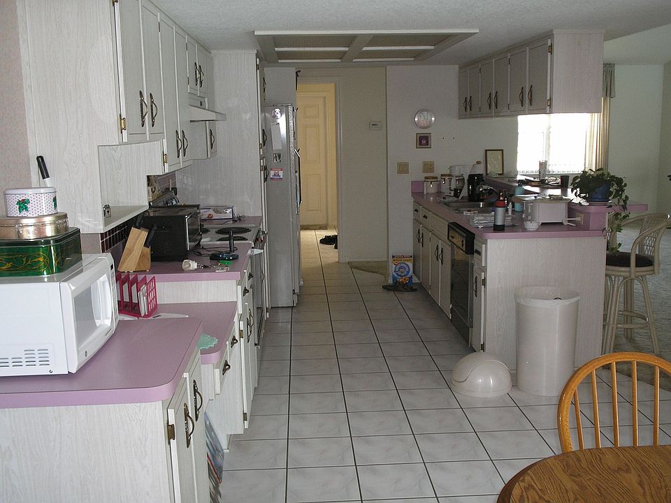 2nd image of 2007 Meredith Dr