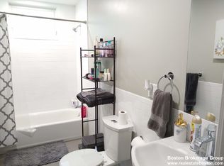 17 Ashley St APT 2, Jamaica Plain, MA 02130