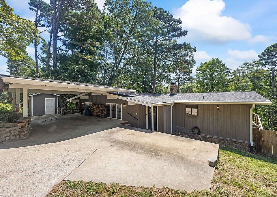 1st image of 16 Sheneman Dr