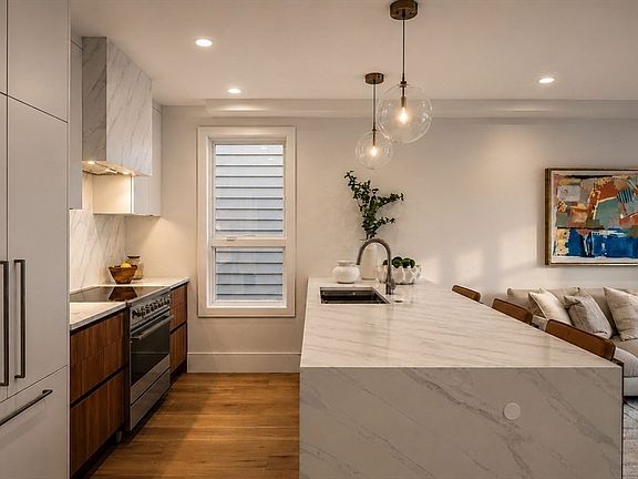 3rd image of 185 E St #2