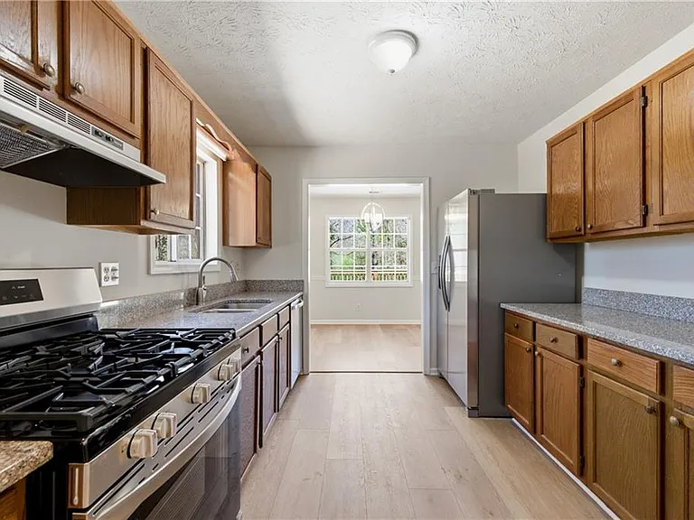 201 Colony Springs Dr — Photo 16
