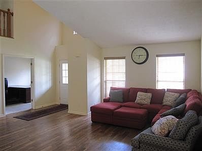 REAL HARDWOOD FLOORING!