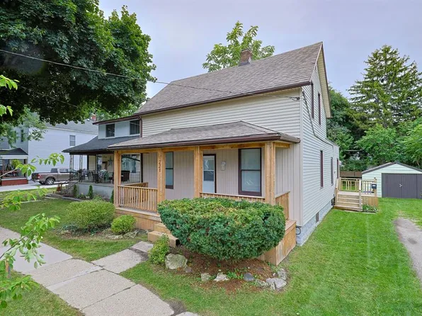 221 Bright St, Sarnia, ON N7T 4E9