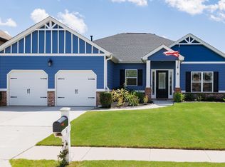 8 Dandie Dr, Simpsonville, SC 29680