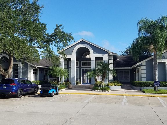 Club house complex
