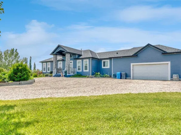 23 E Winters Pl, Rocky View County, AB T1X 0J1