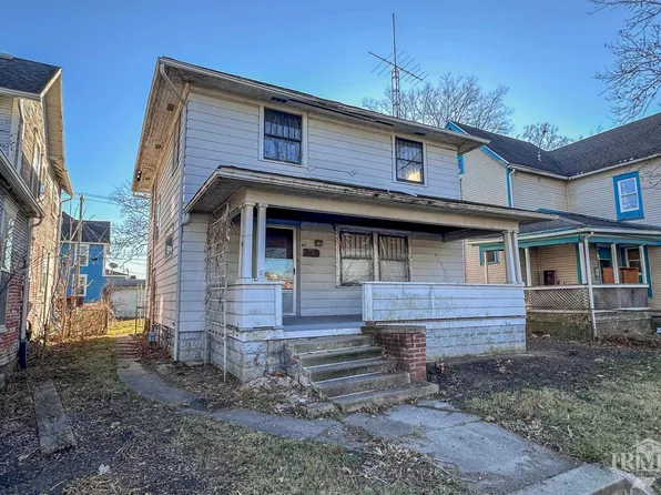 917 E Jackson St, Muncie, IN 47305