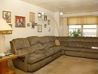 2nd image of 2652 Cropsey Ave APT 4K