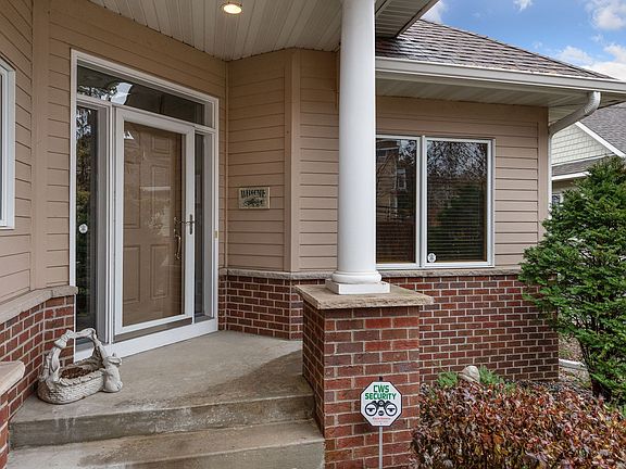 Beautiful exposed brick!