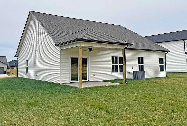 2078 Ireland Way — Photo 15
