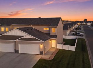 9017 W Jerald Pl, Sioux Falls, SD 57106