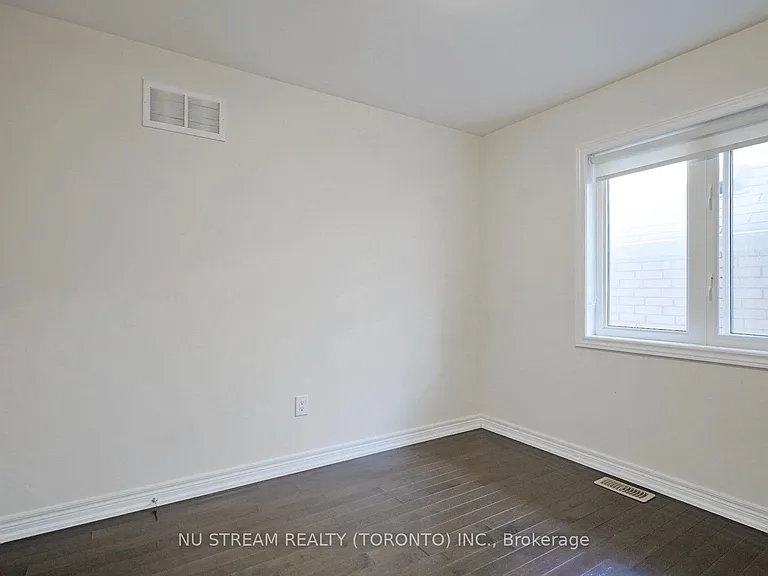 73 Serano Cres — Photo 30