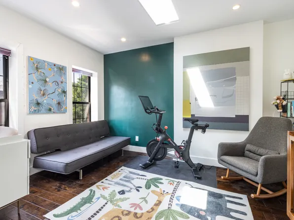 549 Monroe Street image 6 of 12