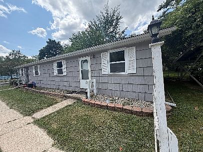 2nd image of 2118 Ferrol St #2118