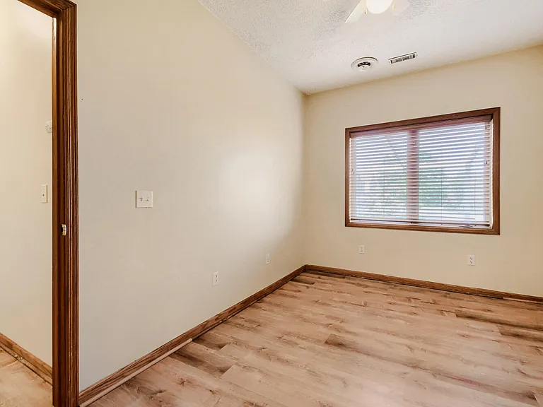 13161 Fordham Ct — Photo 10