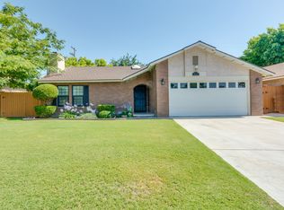 3317 Fiesta Ave, Bakersfield, CA 93313