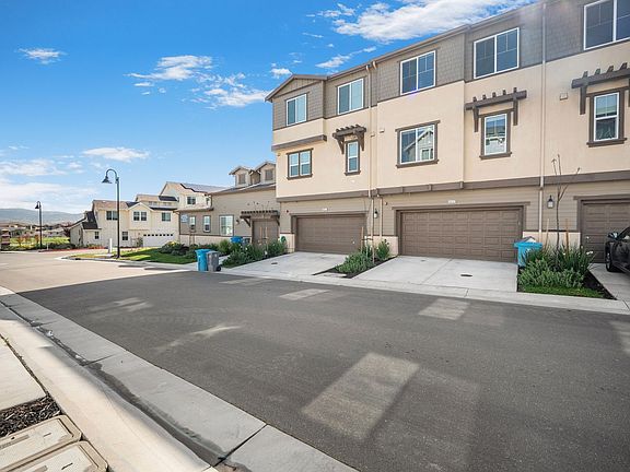 3rd image of 6433 Tawhana Ln