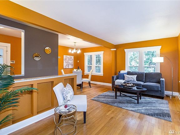 2nd image of 3226 N 32nd St