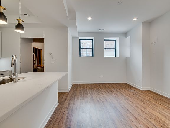 2nd image of 2146 W Pierce Ave #1F