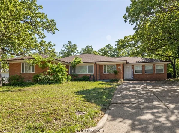 4212 Nagle St, Bryan, TX 77801