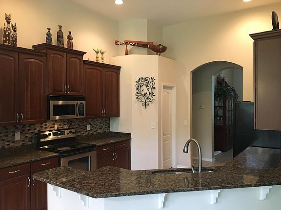 3rd image of 5802 Jefferson Park Dr