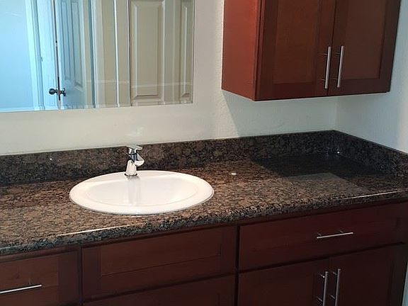 3rd image of 1140 Petree St APT 191