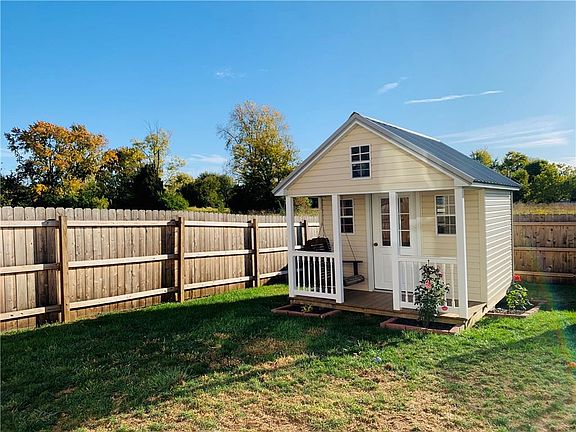 2nd image of 8113 Whistlewood Dr