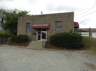 233 E Main St, Mount Pleasant, PA 15666