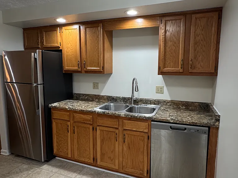 63 Havenwood Holw — Photo 2