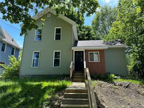 88 Borden Ave, Perry, NY 14530