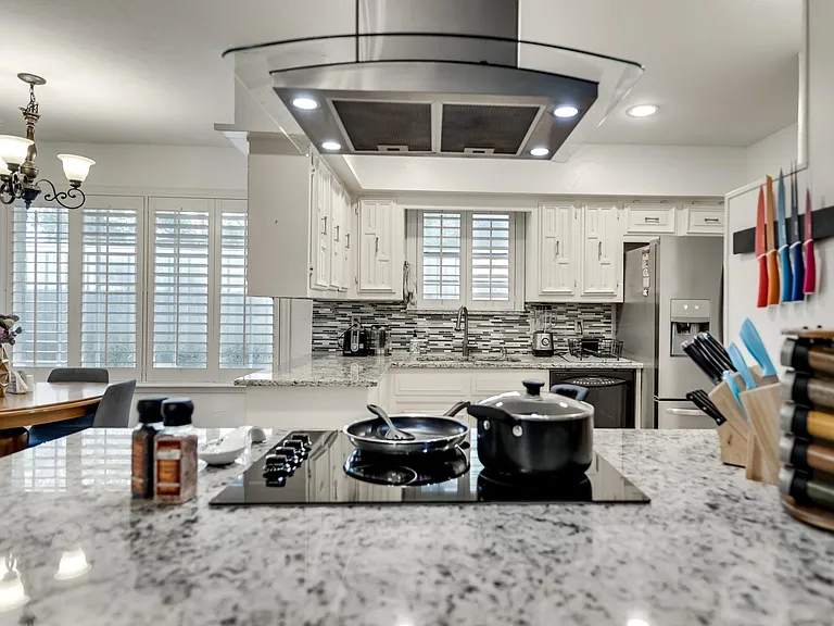16095 Longvista Dr — Photo 15