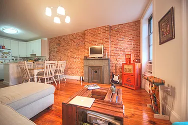 Rented by Metropolitan Realty