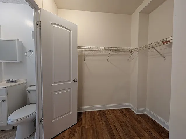 5425 N Kenmore Ave #105 — Photo 8