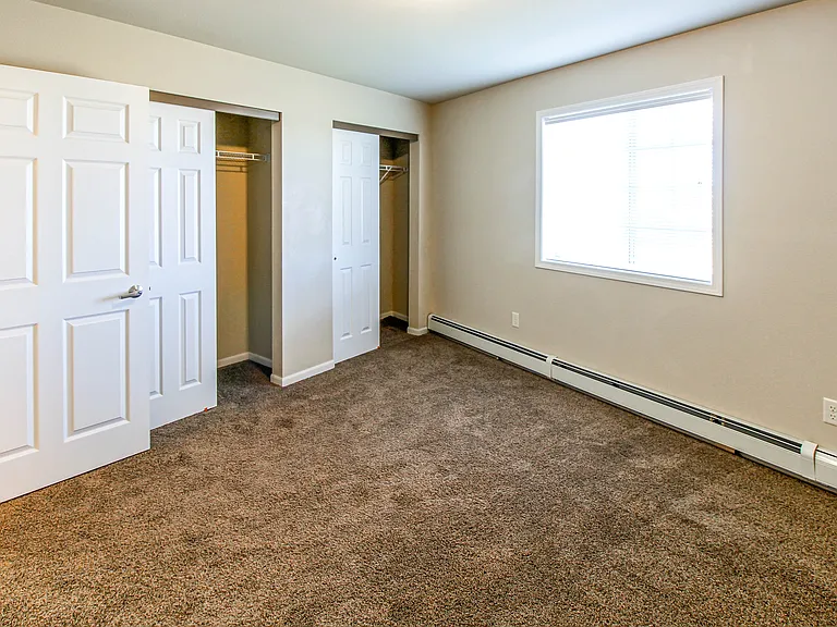 Jefferson Creek Apartments — Photo 14