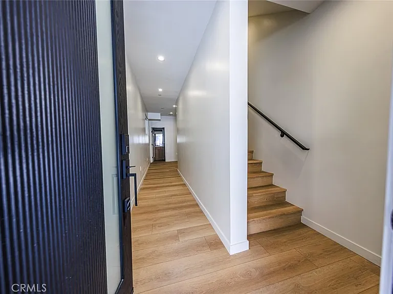 6093 La Prada St — Photo 2