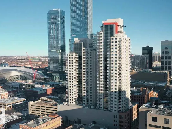 10410 102nd Ave NW #2305, Edmonton, AB T5J 0E9