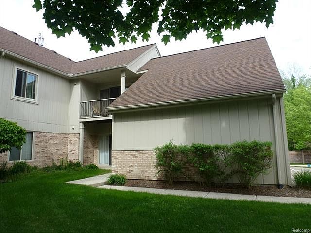 1st image of 29316 Laurel Dr #1