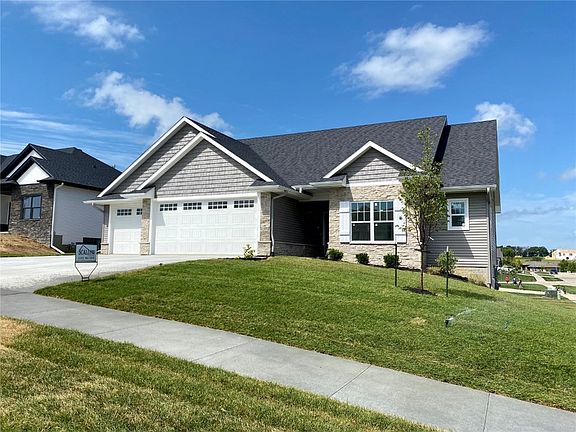 2nd image of 1407 Croell Dr