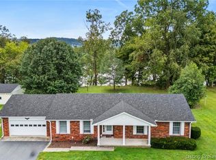 12 Heady Avenue, Vevay, IN 47043