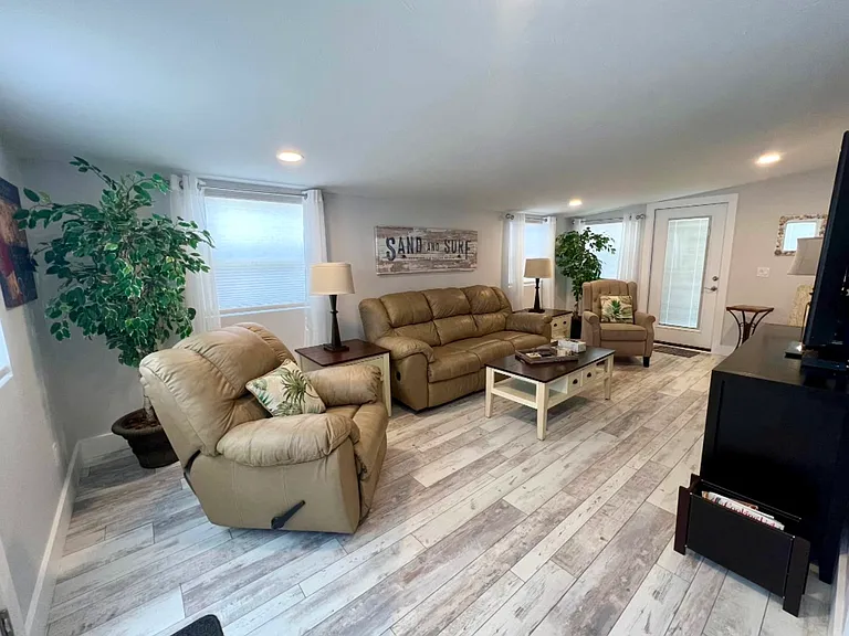1810 Illinois Ave #20 — Photo 23