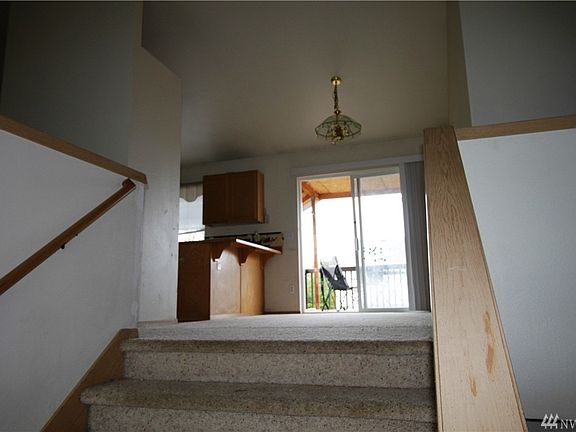 3rd image of 23018 40th Ave E