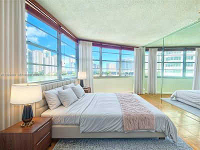 905 Brickell Bay Dr APT 531, Miami, FL, 33131
